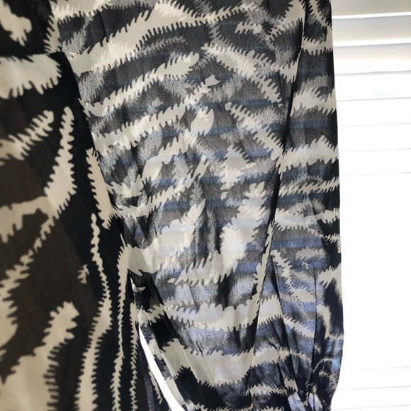 Japna Leopard Print Cropped Top - Picture 9 of 11